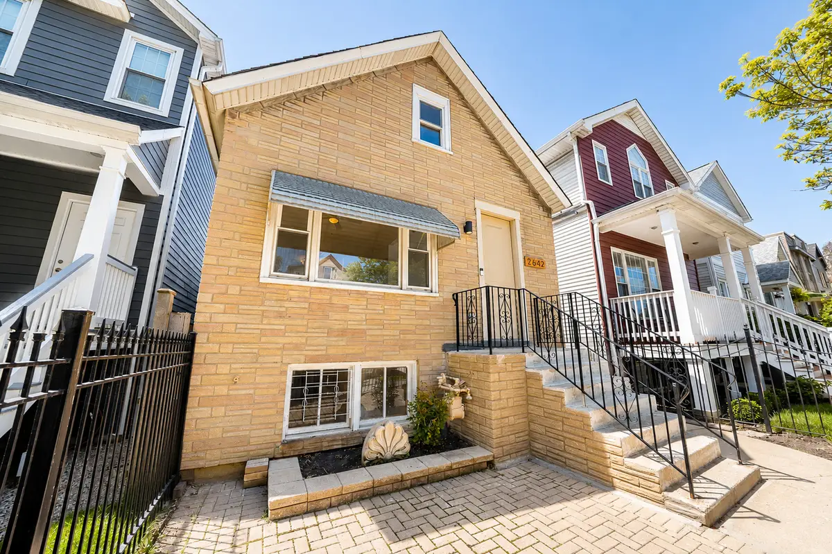 2642 N California Avenue, Chicago, IL 60647 - #1