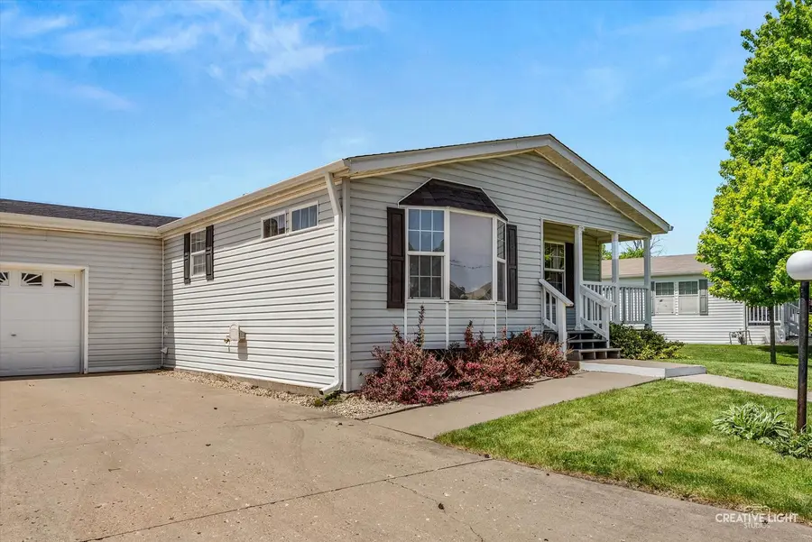 463 Meadowlark Circle #B, Sandwich, IL 60548 - #2