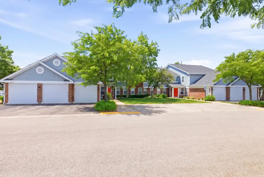 207 W Jennifer Lane #2-1A, Palatine, IL 60067 - #2