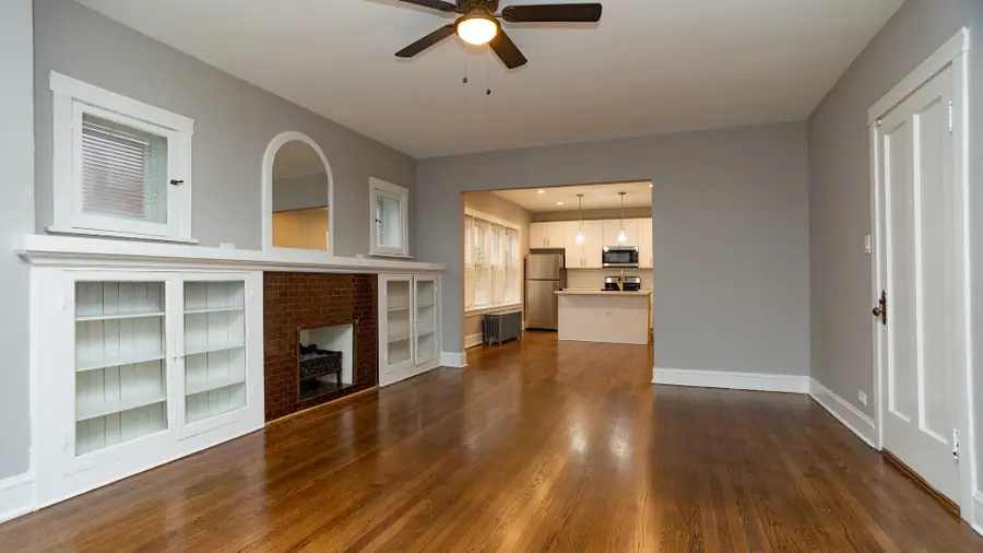 4819 W Cornelia Avenue, Chicago, IL 60641 - #2