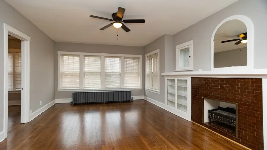 4819 W Cornelia Avenue, Chicago, IL 60641 - #3
