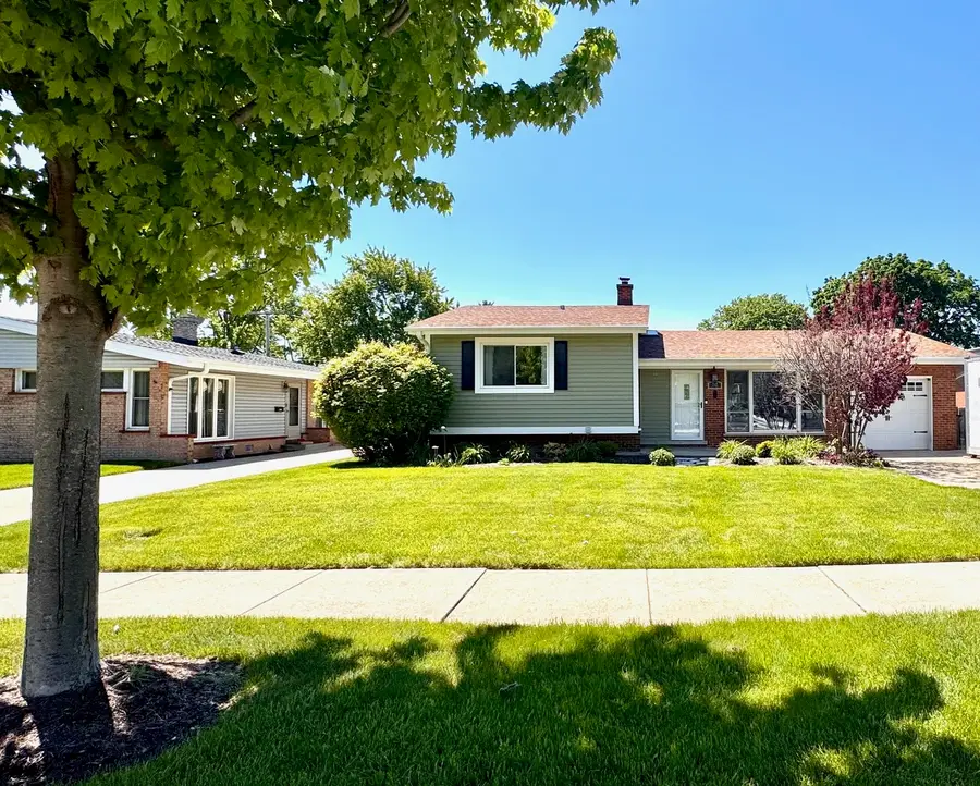 712 Arthur Drive, Lombard, IL 60148 - #2