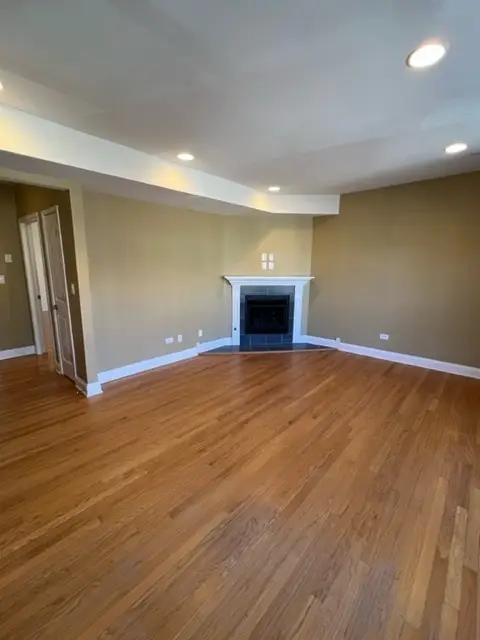 7411 N Hoyne Avenue #2, Chicago, IL 60645 - #3