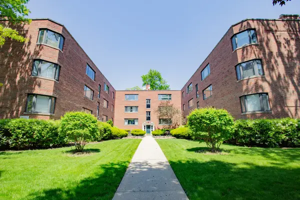 2611 Central Street #3, Evanston, IL 60201