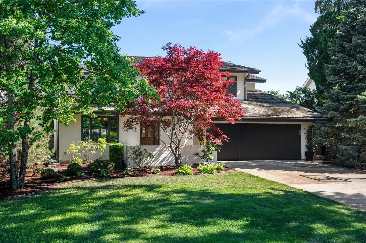 281 W Elm Park Avenue, Elmhurst, IL 60126 - #1