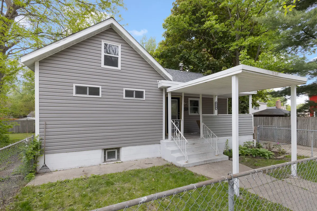 418 Adams Street, Rockford, IL 61107 - #1