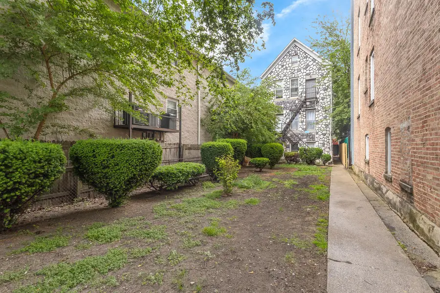 2243 S Sawyer Avenue, Chicago, IL 60623 - #3