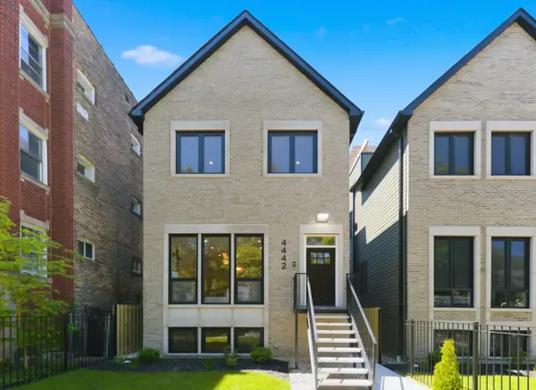 4442 N Greenview Avenue, Chicago, IL 60640