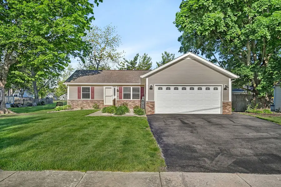 209 N Pine Street, Gardner, IL 60424 - #2