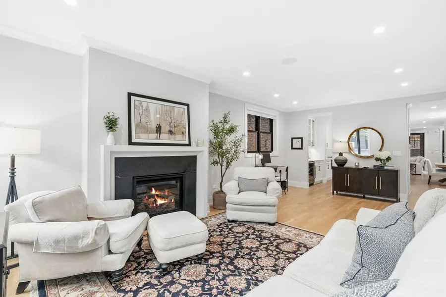 2006 N Mohawk Street #1, Chicago, IL 60614 - #3