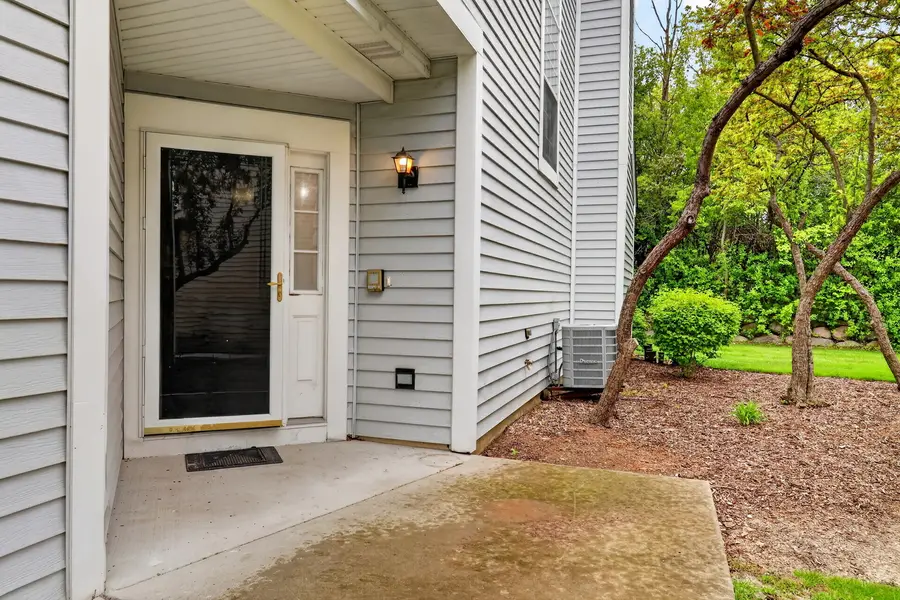 1258 S Candlestick Way, Waukegan, IL 60085 - #2