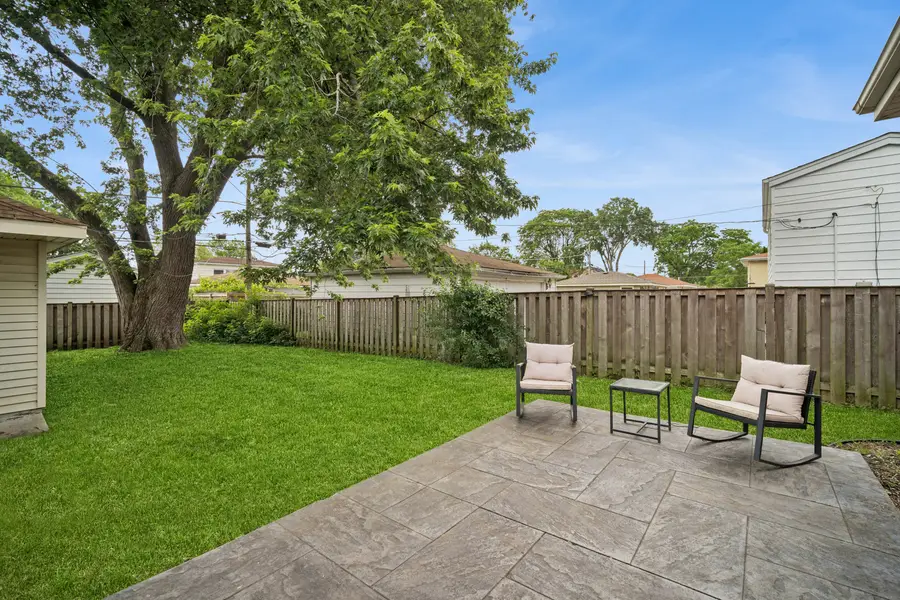 1159 S Mitchell Avenue, Arlington Heights, IL 60005 - #3