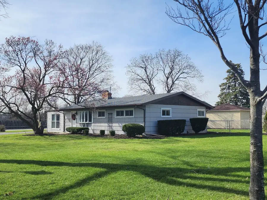 657 W Armitage Avenue, Elmhurst, IL 60126 - #2