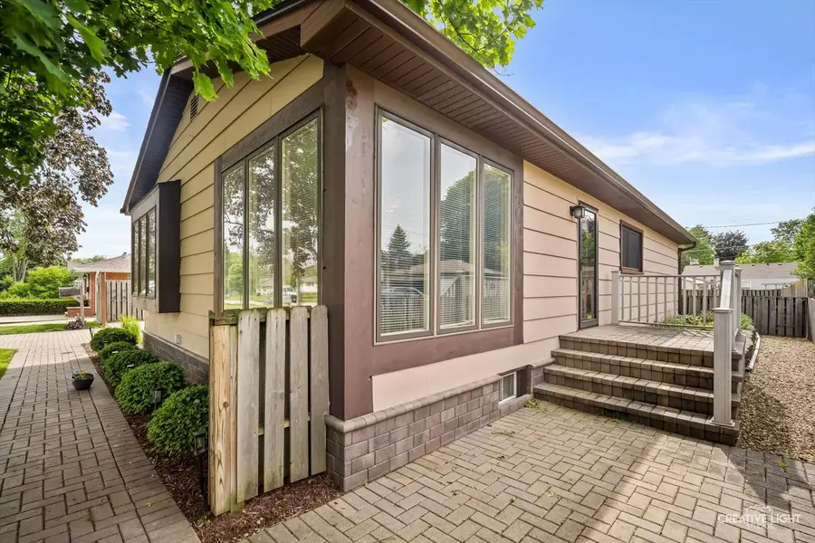 128 N Hale Avenue, Bartlett, IL 60103 - #2
