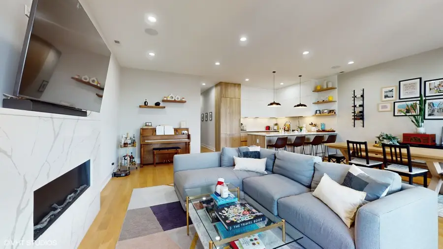 3056 N Lincoln Avenue #3, Chicago, IL 60657 - #2