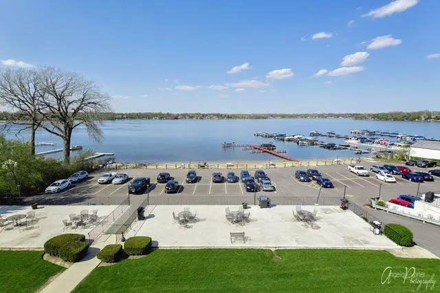 211 E Liberty Street #4, Wauconda, IL 60084 - #2