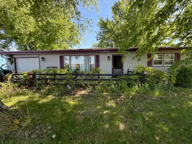 11141 E Fisher Road, Rochelle, IL 61068 - #1
