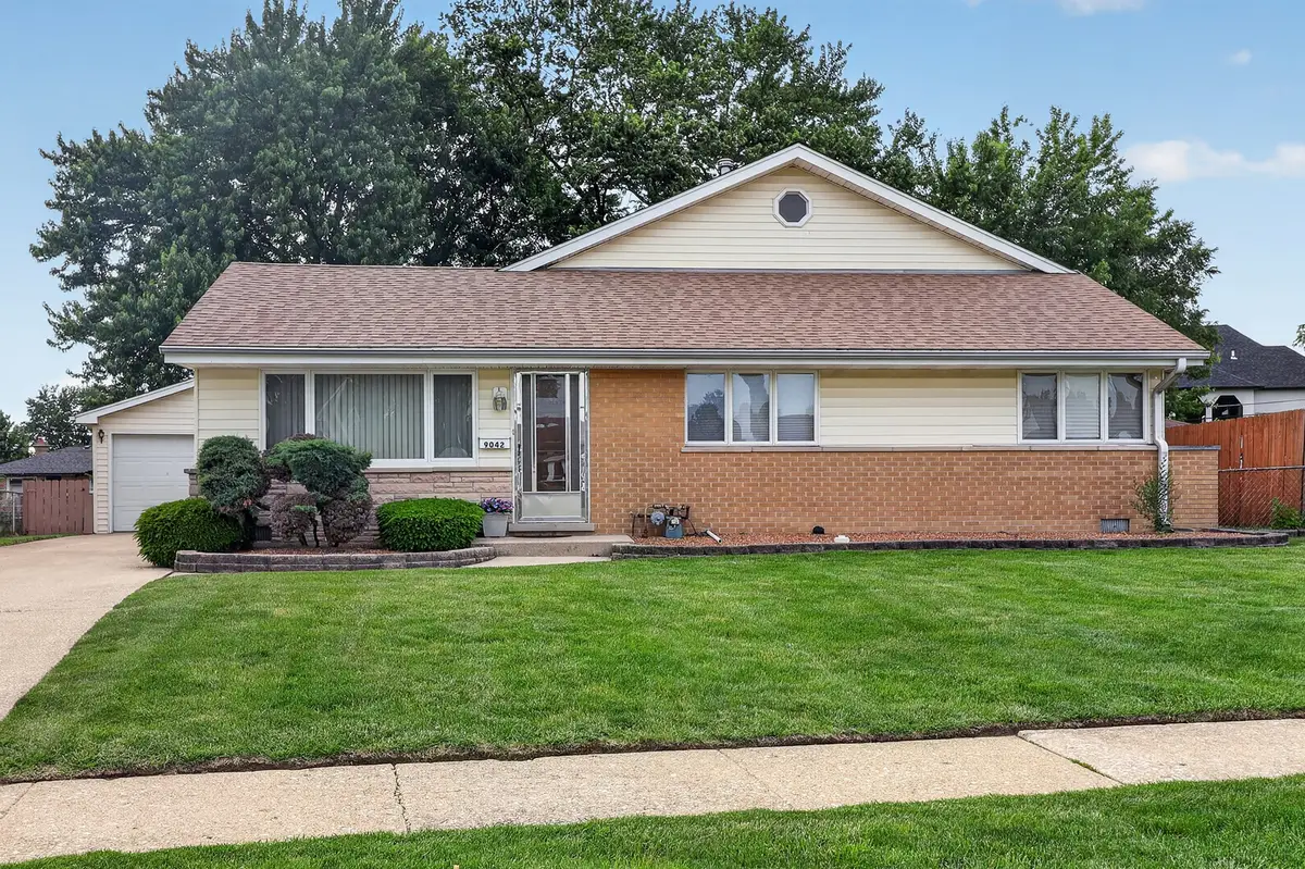 9042 Fairlane Drive, Bridgeview, IL 60455 - #1