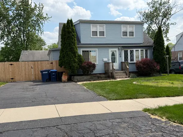 109 Village Drive, Northlake, IL 60164