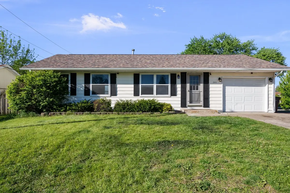 301 30th Avenue W, Milan, IL 61264 - #1