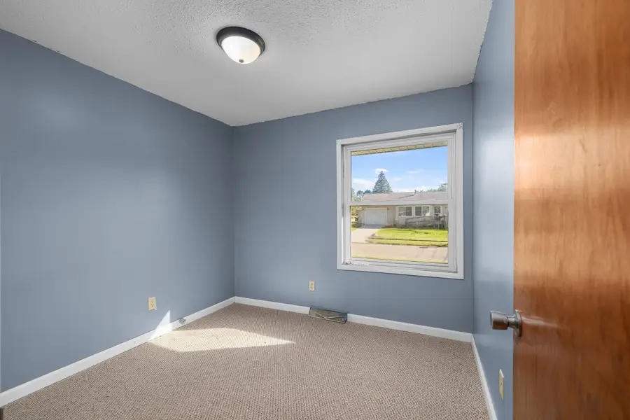 301 30th Avenue W, Milan, IL 61264 - #3