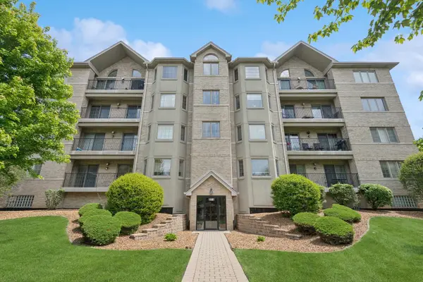 11901 Windemere Court #301, Orland Park, IL 60467