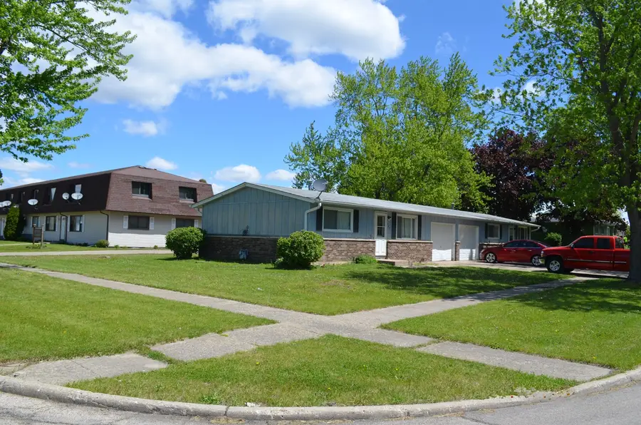 903-905 West Street, Harvard, IL 60033 - #2