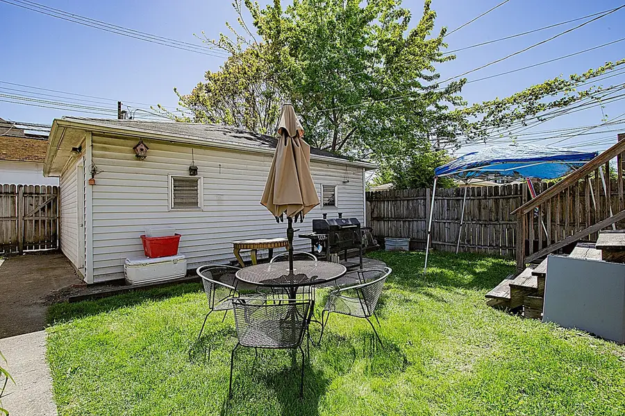 4133 W Melrose Street, Chicago, IL 60641 - #3