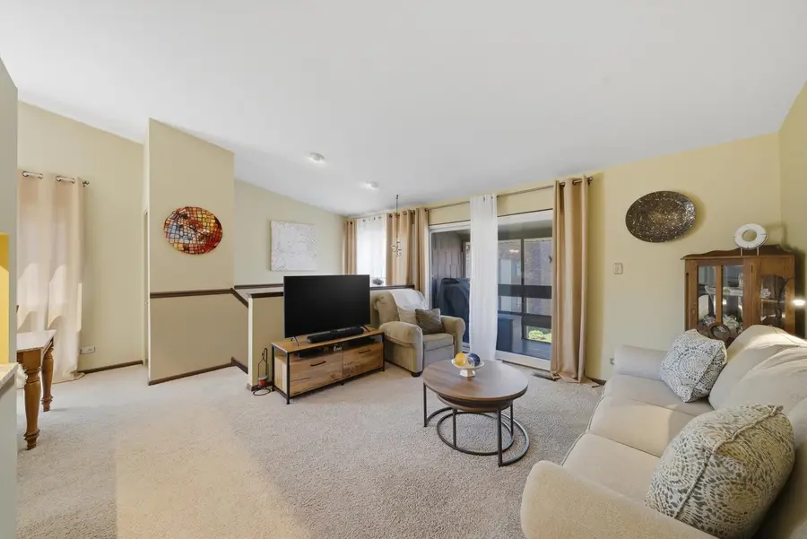 1 W Stonebridge Court #1C, Palos Hills, IL 60465 - #3