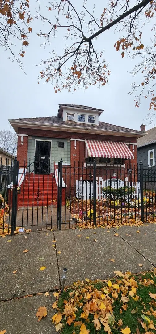 8443 S Manistee Avenue, Chicago, IL 60617 - #1