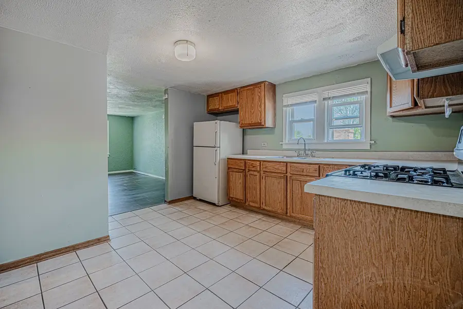 805 Audrey Nixon Boulevard, North Chicago, IL 60064 - #3