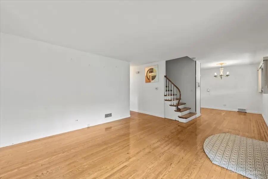 5216 Lee Street, Skokie, IL 60077 - #3