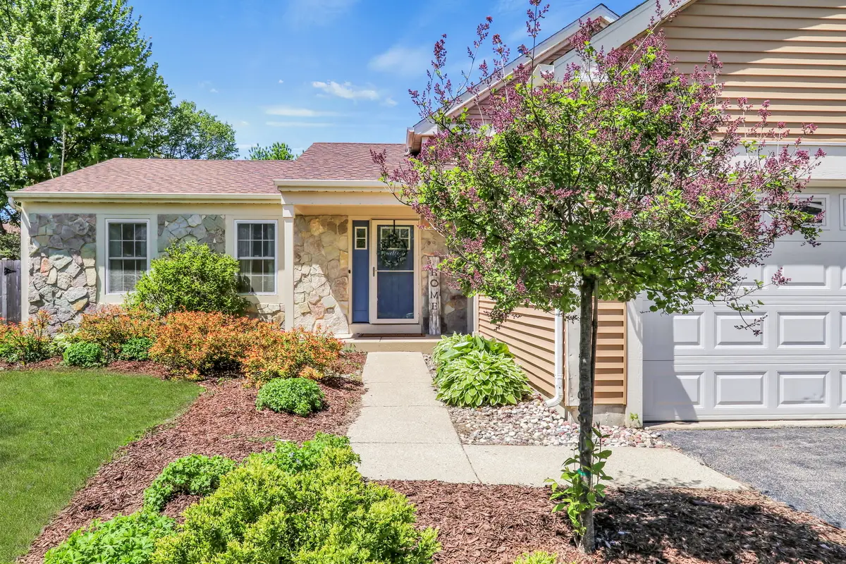 130 Lisk Drive, Hainesville, IL 60030 - #1