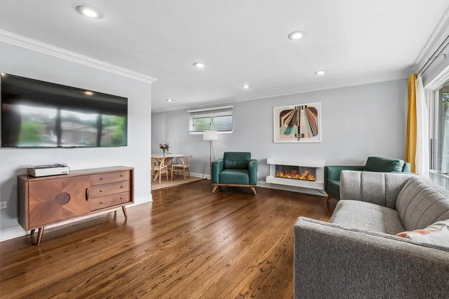 3826 Jarvis Avenue, Skokie, IL 60076 - #3