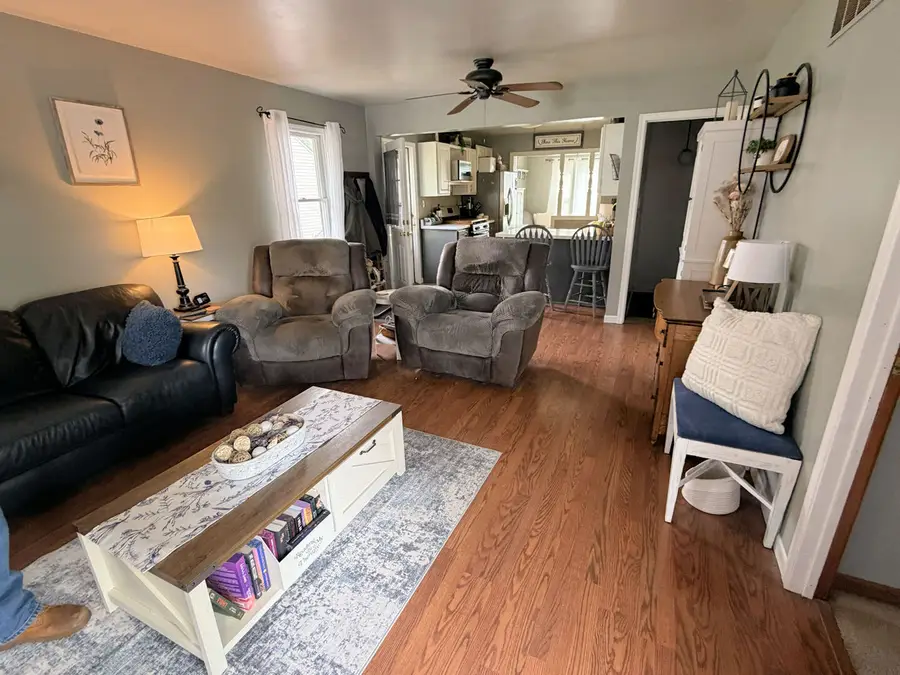 943 N 12th Street, Rochelle, IL 61068 - #3