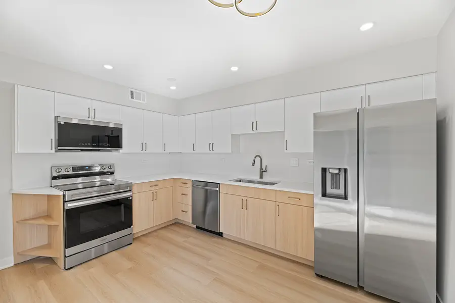 5019 Mulford Street #201, Skokie, IL 60077 - #2