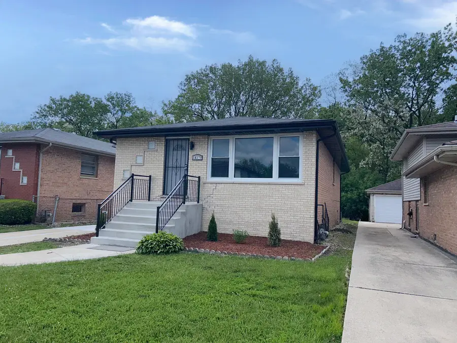 18137 Ravisloe Terrace, Country Club Hills, IL 60478 - #3