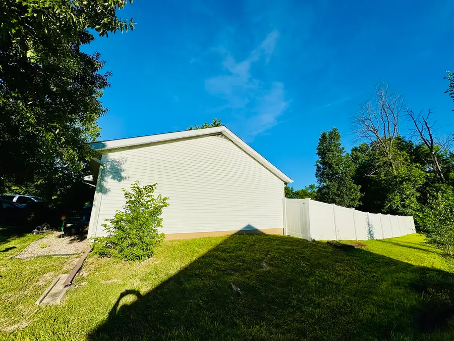 1609 Kiowa Drive, Marion, IL 62959 - #3