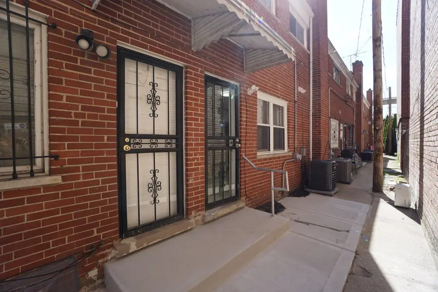 6122 N Winthrop Avenue #B, Chicago, IL 60660 - #2