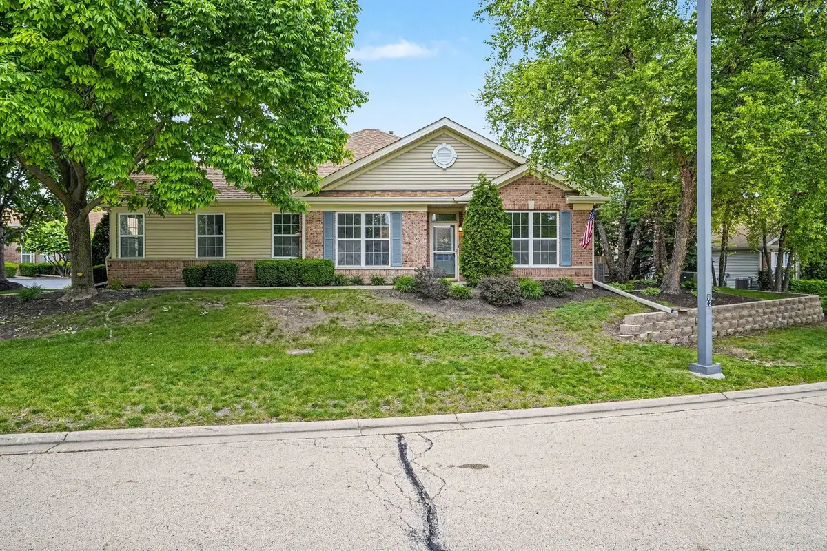 21400 W Juniper Lane, Plainfield, IL 60544 - #1