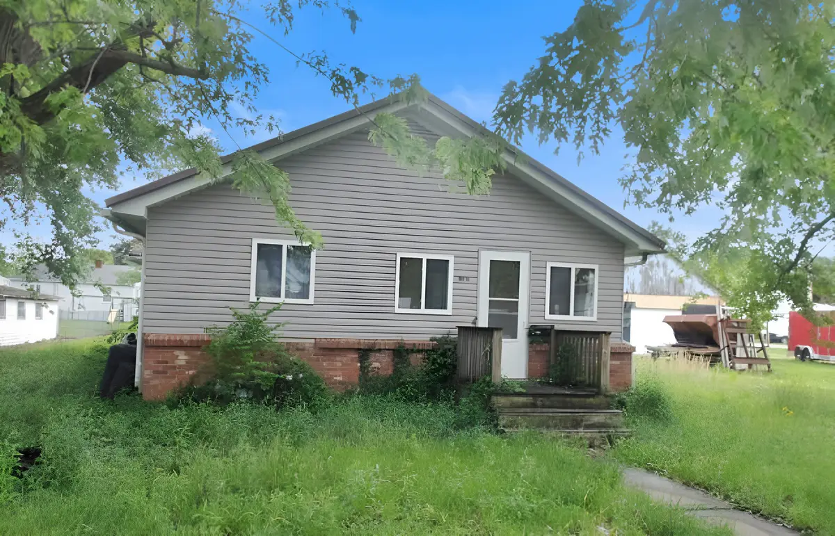 408 E Saint Petersburg Street, Robinson, IL 62454 - #1