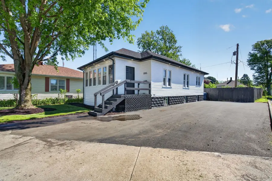846 N 5th Avenue, Kankakee, IL 60901 - #2