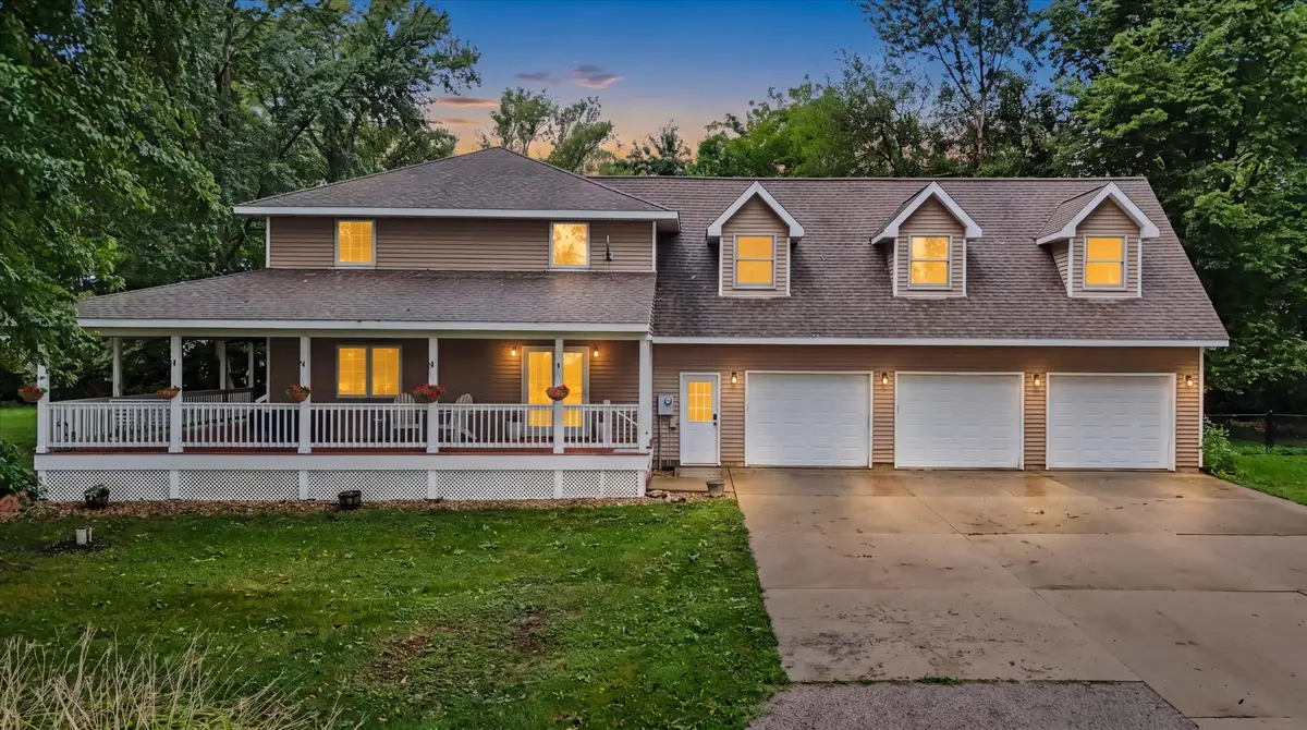 268 County Road 700 N, Sadorus, IL 61872 - #1
