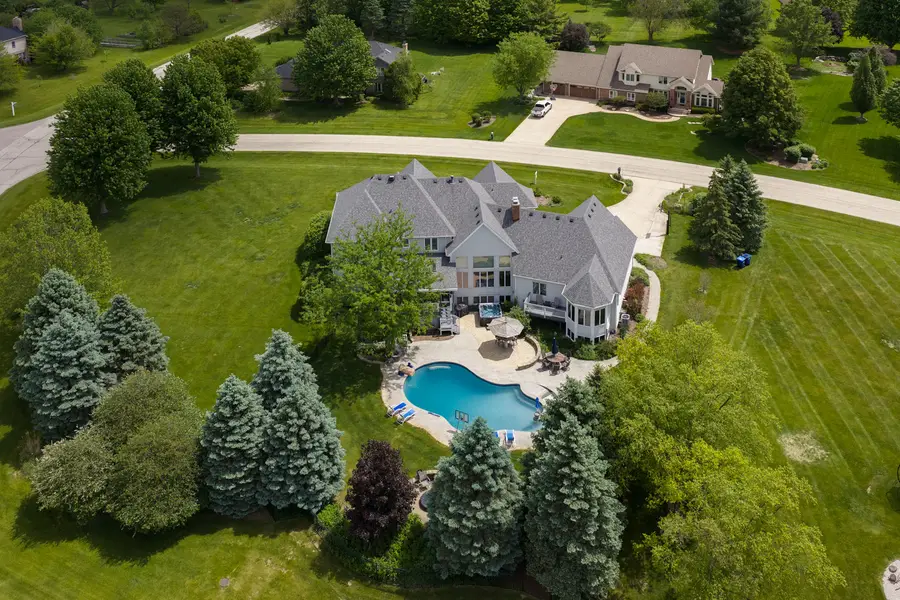 4N918 West Woods Drive, Saint Charles, IL 60175 - #3