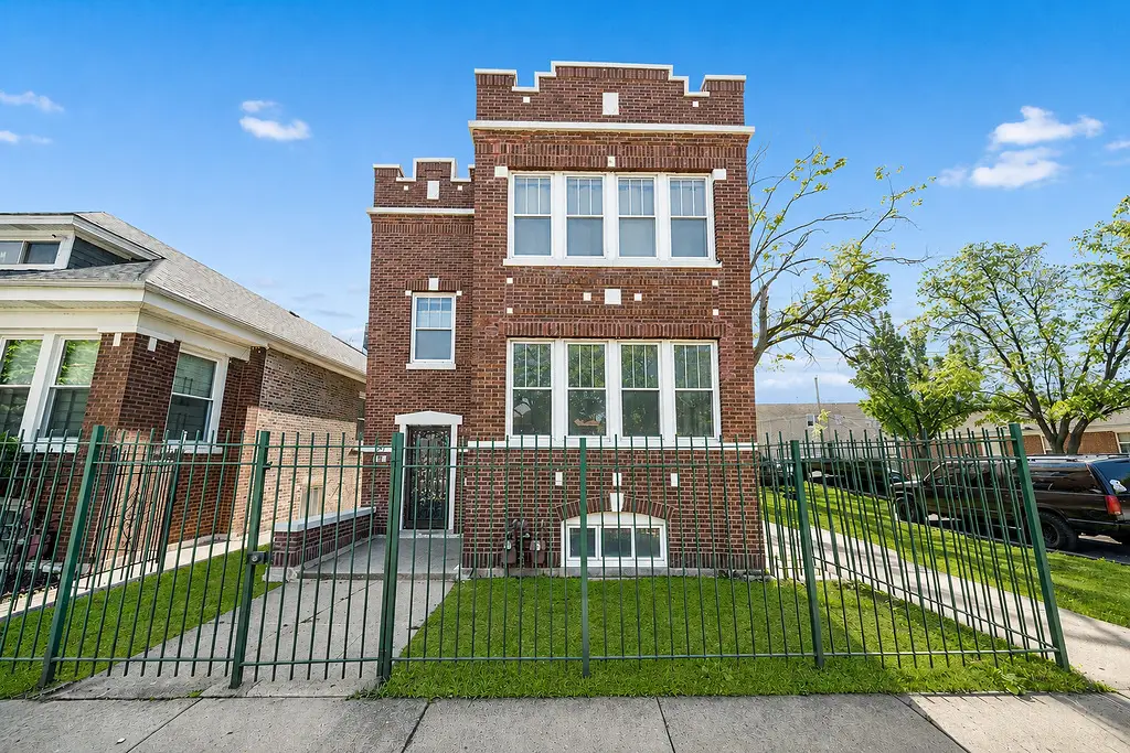 5759 S Campbell Avenue, Chicago, IL 60629 - #1