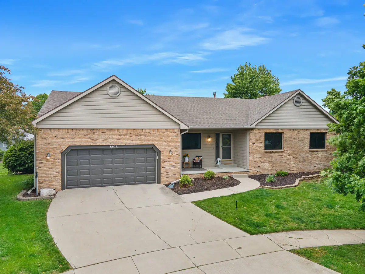 1202 Kenneth Drive, Bloomington, IL 61704 - #1