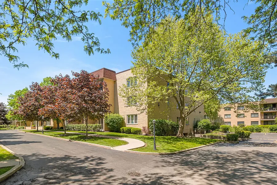 6050 W Eastwood Avenue #309, Chicago, IL 60630 - #2