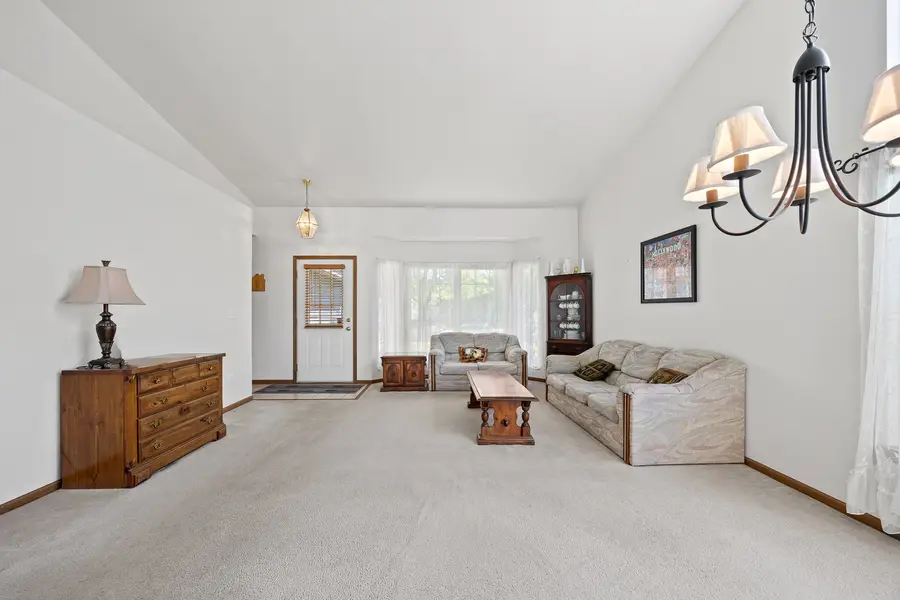 205 Woodlet Lane, Bolingbrook, IL 60490 - #3