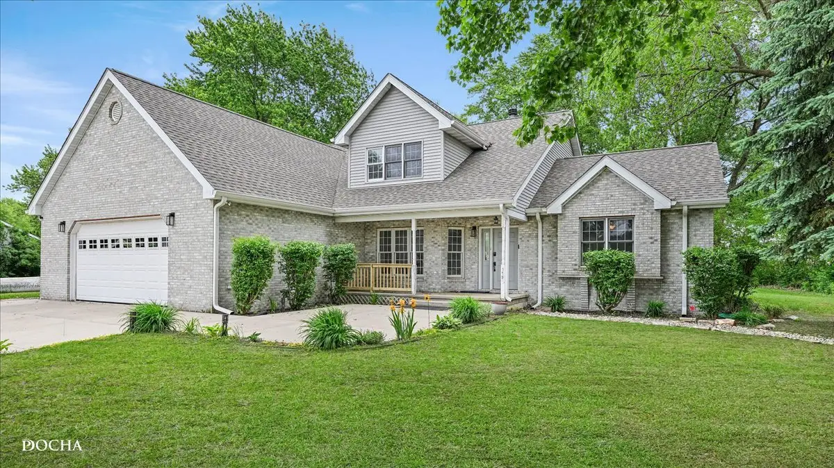 195 S State Route 53, Braceville, IL 60407 - #1