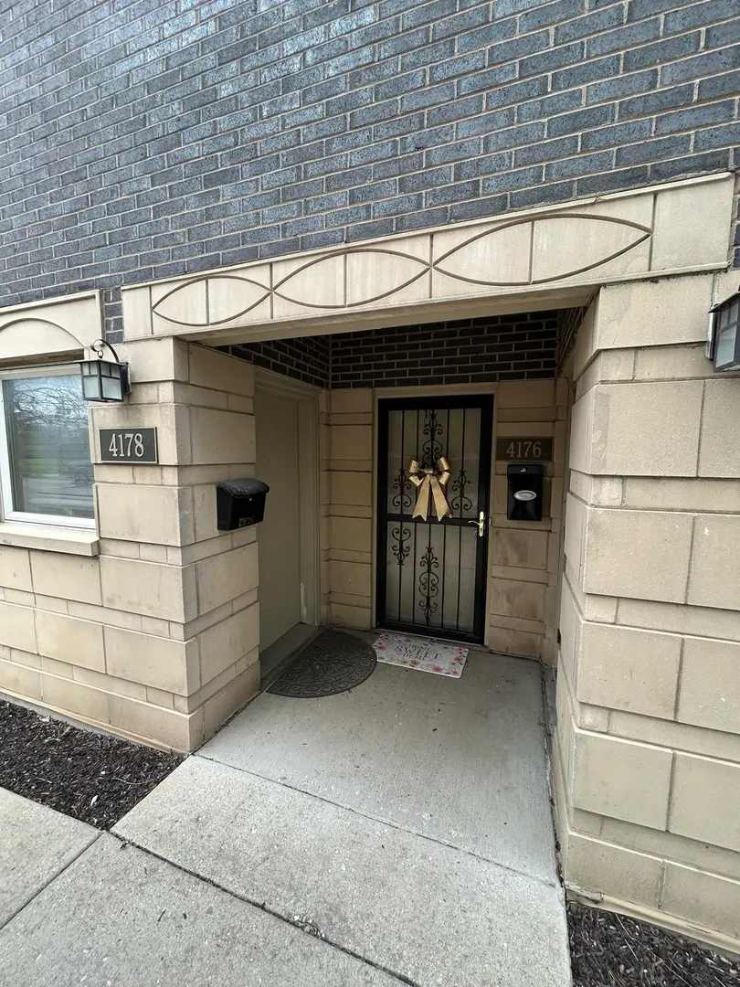 4178 S Drexel Boulevard #2, Chicago, IL 60653 - #1